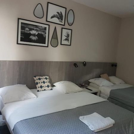 Hameau Des Essarts Bed & Breakfast Grand-Couronne Bagian luar foto